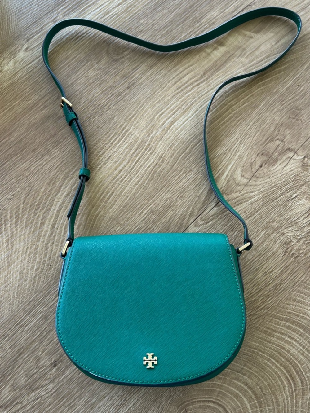 Tory Burch Emerald Green Saffiano Crossbody Saddle Bag - Picture 3 of 9